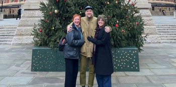 251204 Loes Luca Nina Gantz man London